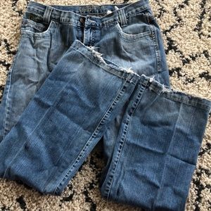 Cruel girl Utility Jean